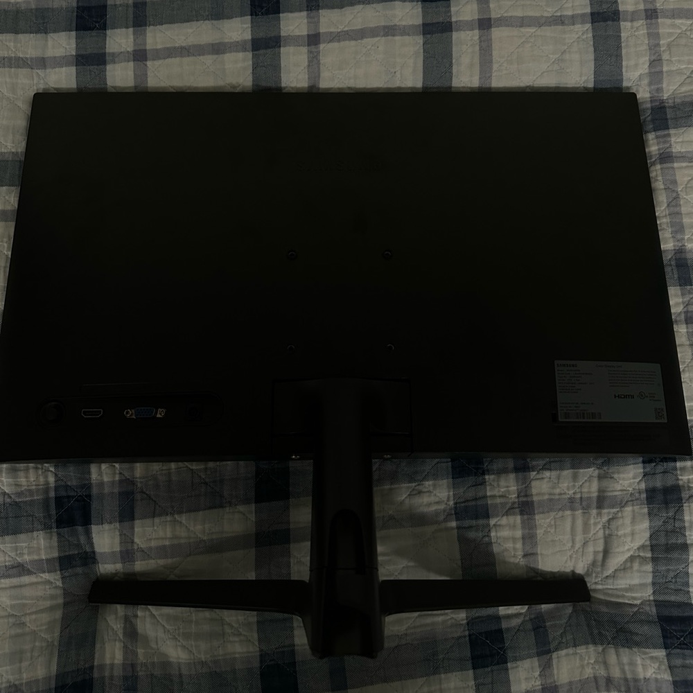 Samsung Monitor - Picture 2 of 2